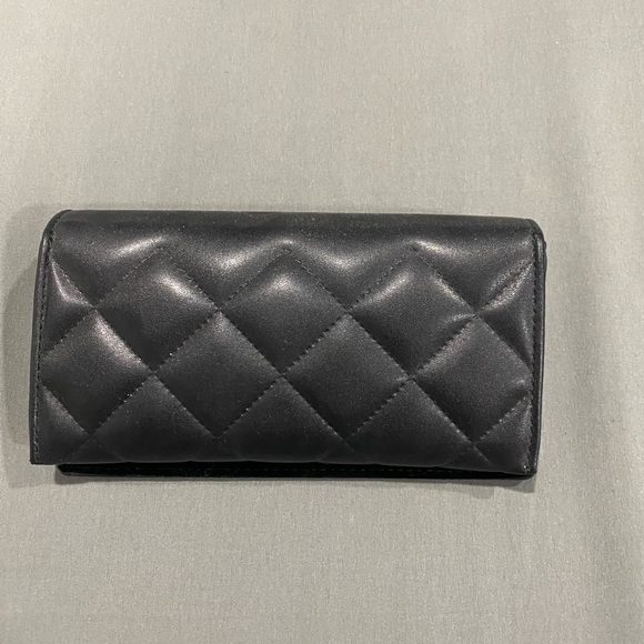 Good condition. Chanel sunnies. Authentic - Picture 4 of 5